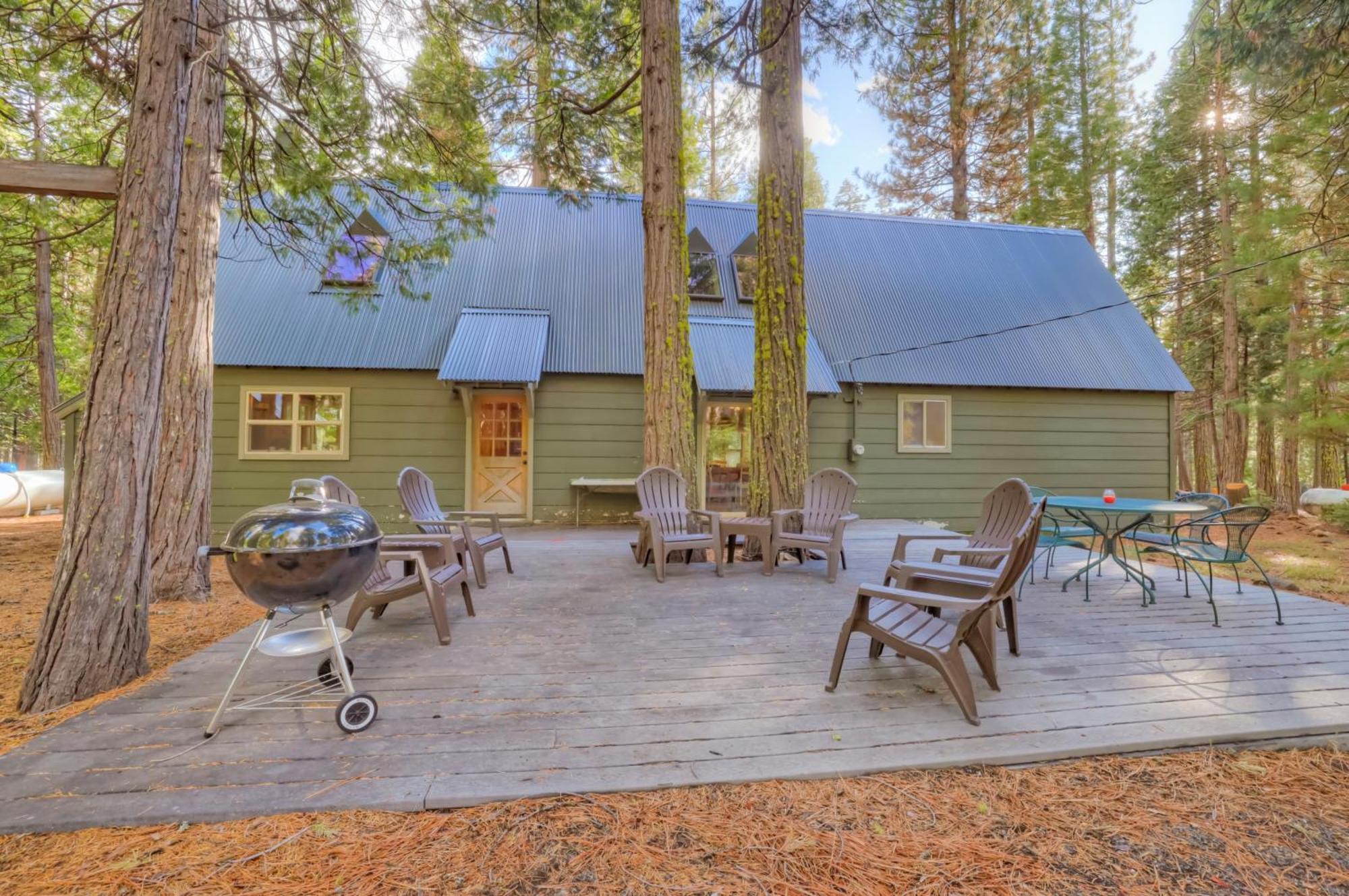 Spacious Classic Cabin Retreat- Near Lassen Mill Creek Exterior foto